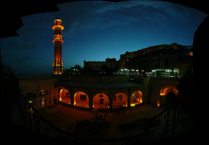 Panoramic image - Mardin in night
