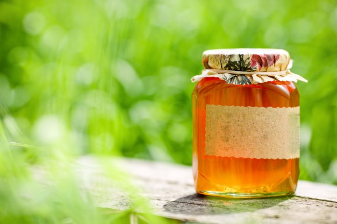 Big jam with honey - the wonders from the nature