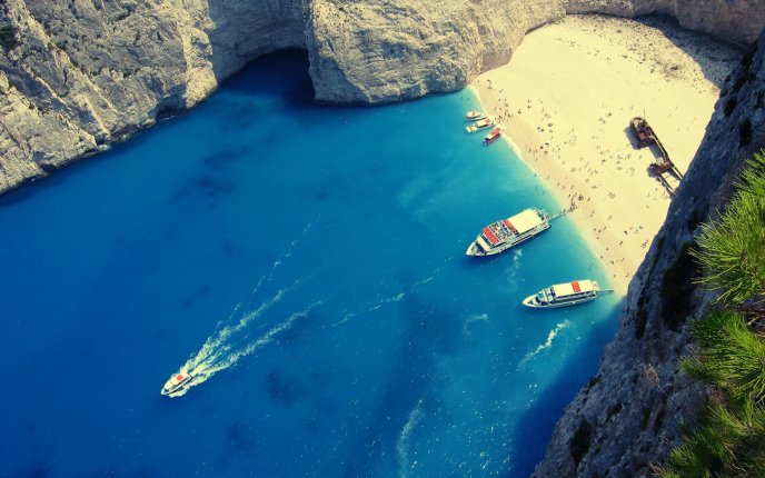 Boat race in Greece - famous beach with golden sand