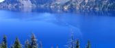Cold blue water of a mountain lake - HD wallpaper