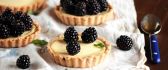 Delicious tarts with blueberries - HD wallpaper
